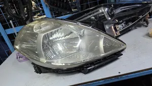 Nissan Tiida 2005 Headlight
