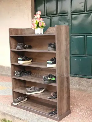 3 Ft by 4 Ft Shoe Rack