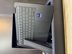 New Laptop HP OmniBook Ultra Flip 14" 32GB Intel Core Ultra 7 SSD 1T