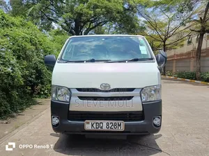 Toyota HiAce 2016 White