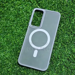 Grey Magnetic Case With Tactile Magsafe for Samsung Galaxy S24 Fe