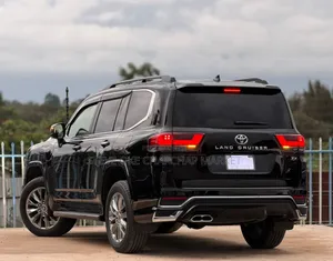 Toyota Land Cruiser LC300 2023 Black