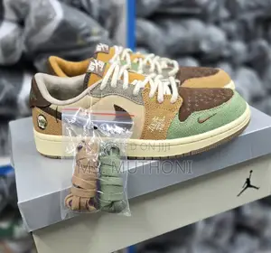 Nike Air Jordan 1 Low Og "Vo0doo" ( 3 Laces Branded Insoles)