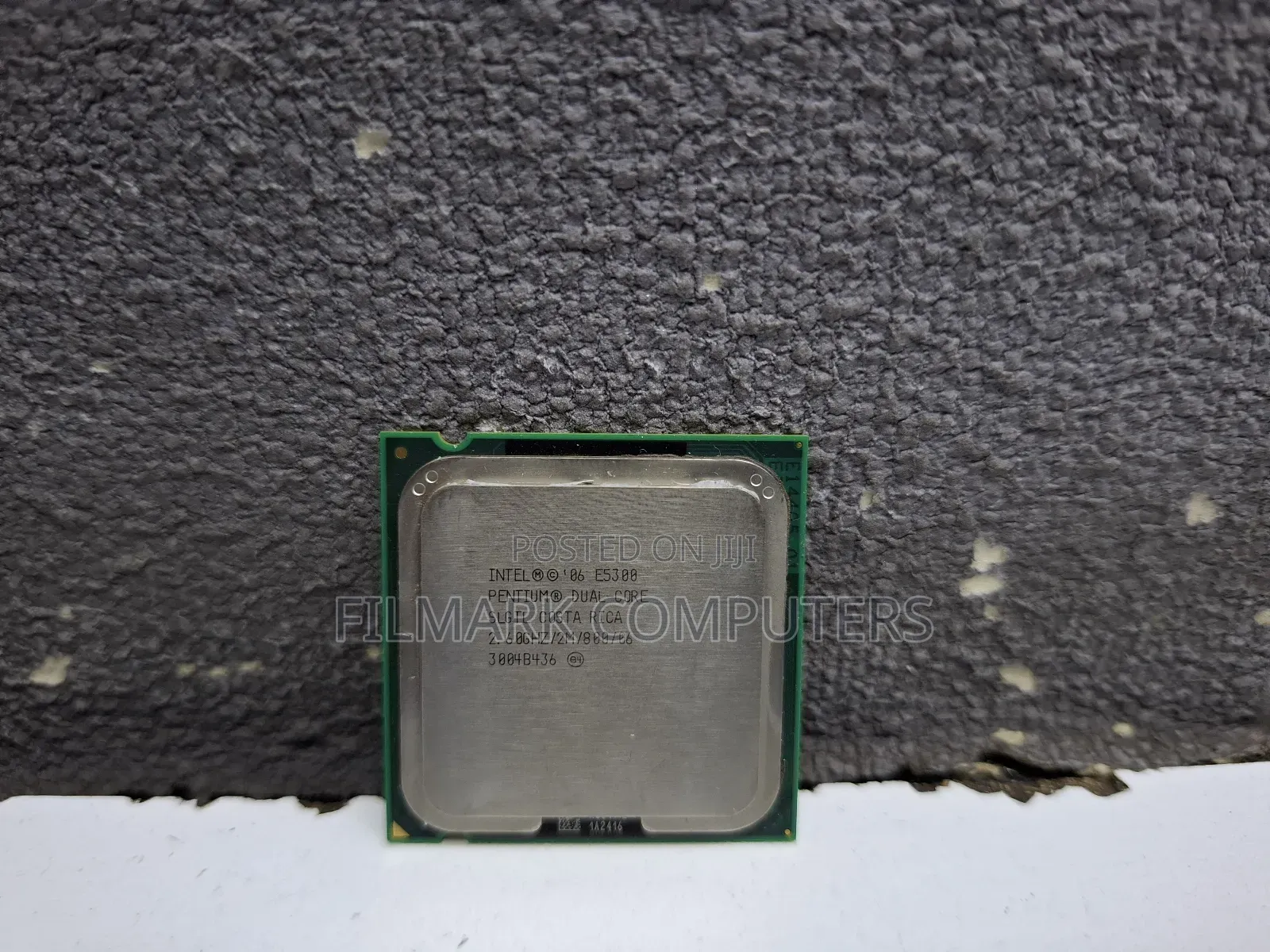 Intel Pentium E5300 Dual Core Desktop Cpu Processor- Slgtl