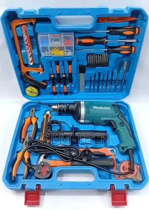 Makita Tool Set/Corded Drill Tool Set