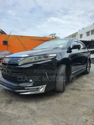 Toyota Harrier 2.0 2019 Black