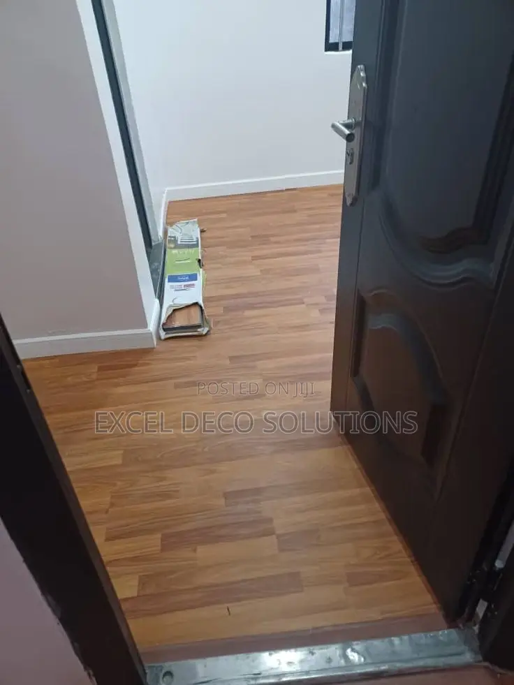 Dry Back LVT High Performance Interior Flooring