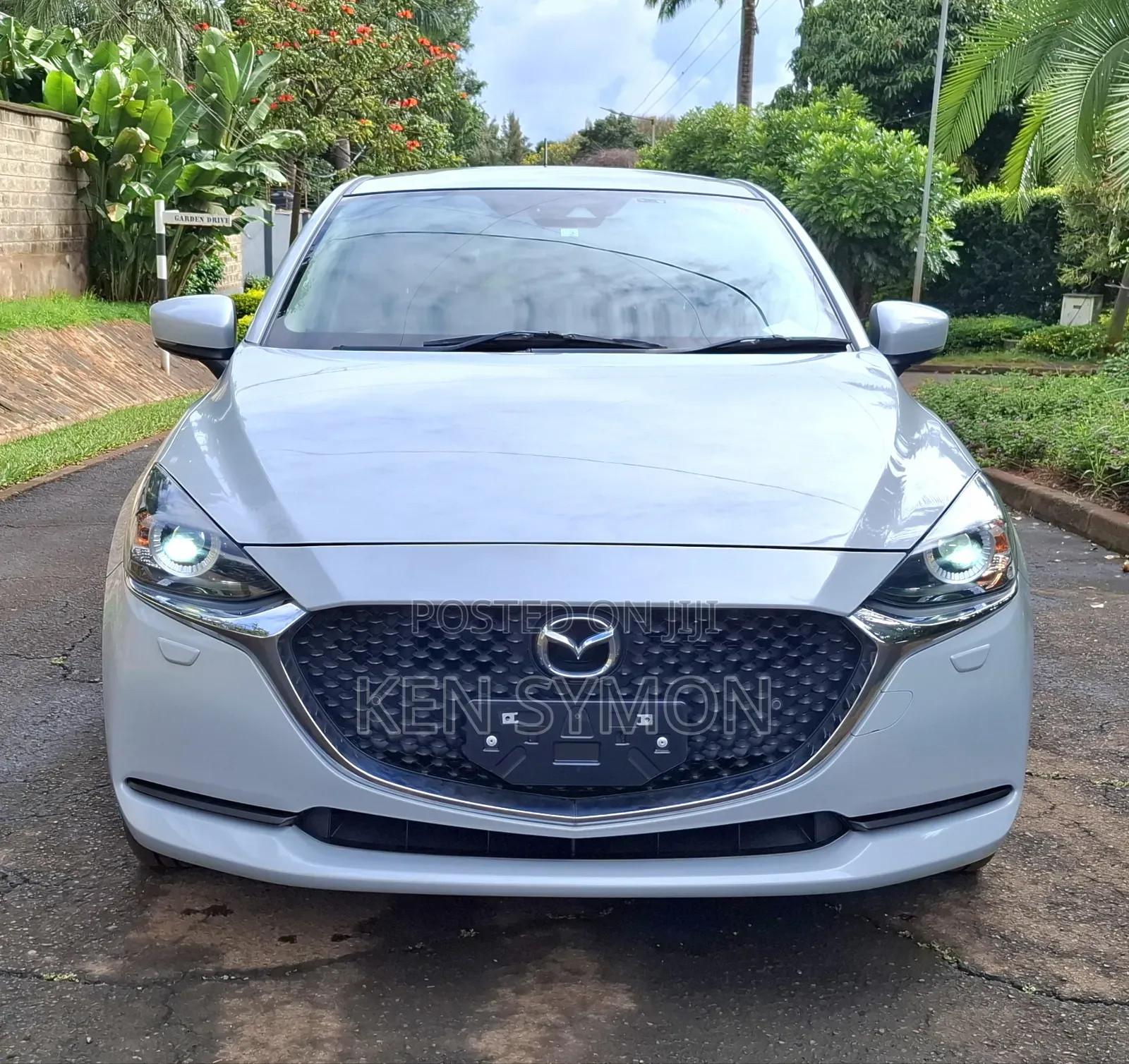 Mazda 2 2020 Silver