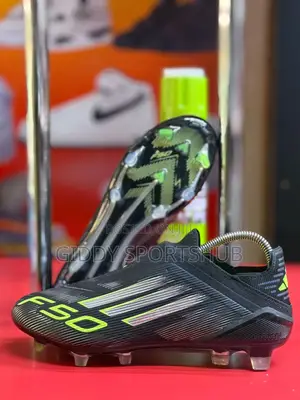 Adidas F50 Elite Laceless Fg Football Boots in a Core Black