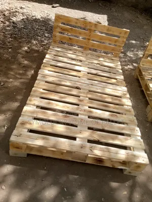 4*6 Pallet Bed_ Blazed Raised Pallet Framed