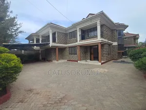 5bdrm Maisonette in Syokimau, Gateway Mall Area for rent