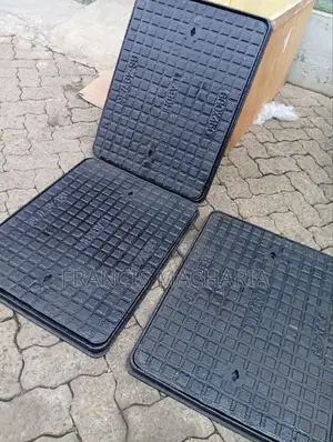Manhole Cover 450 by 600 Cast Iron