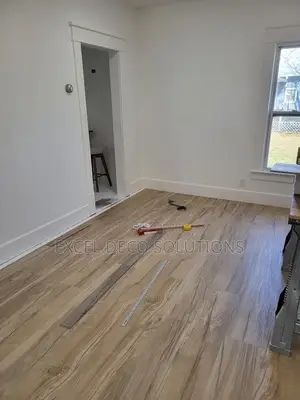 Dry Back LVT Modern Waterproof Vinyl Floor Tiles