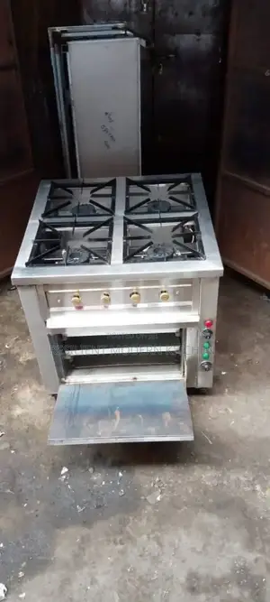 Stainless Steel 4 Burner Gas Cooker With Oven