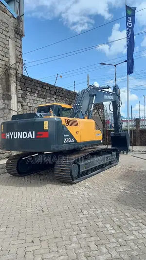 Hyundai Ls220 Excavator