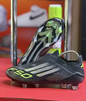 Sprintweb 3d Textured Adidas F50 Elite Laceless Firm Ground Football B