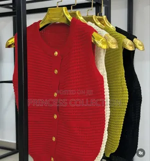 Sleeveless New Inn Sweater