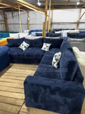 Snug Plush 6 Seater L Seat