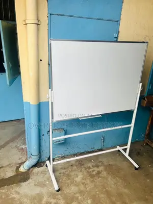 Different Sizes Whiteboards and Wheel Stands