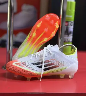 Laced Firm Ground Adidas F50 Elite Football Boots (Blue/White)