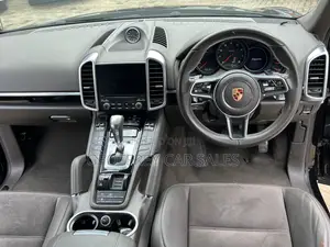 Porsche Macan 2018 Black
