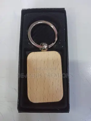 Sophisticated Wooden Keyholder