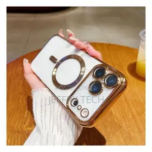 Gold Electroplated Magnetic Transparent Case for iPhone 17 Pro Max