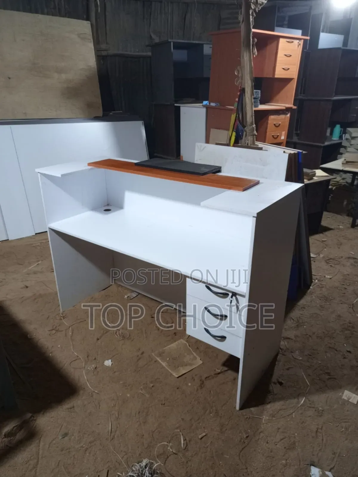 Custom Design - 1.2m Receptionist Table