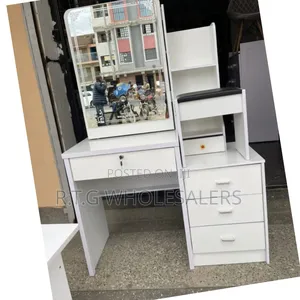 Modern Sliding Mirror Dressing Table – Elegant Storage Solution