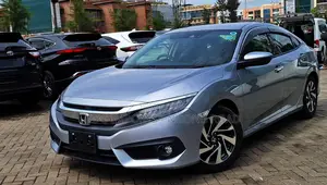 Honda Civic 2019 Silver