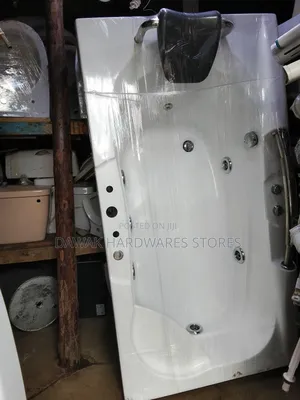 Freestanding Jacuzzi