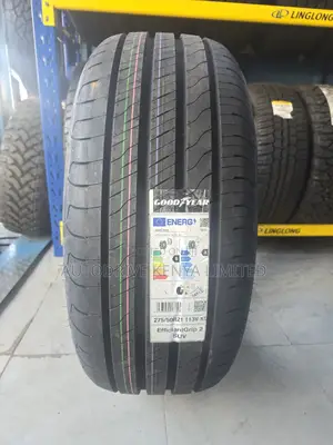 275/50r21 Goodyear Effecient Grip Tire