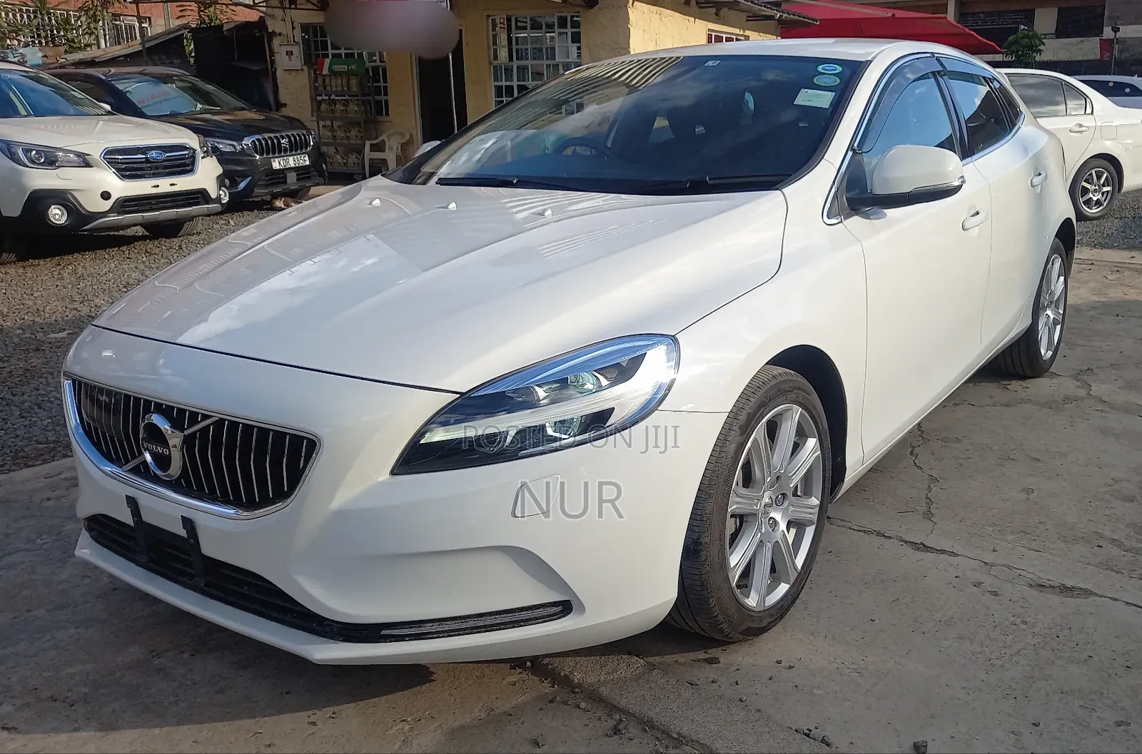 Volvo V40 2017 White
