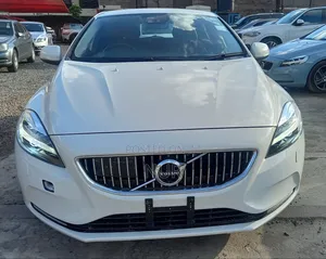 Volvo V40 2017 White