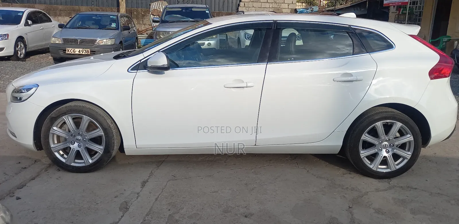 Volvo V40 2017 White