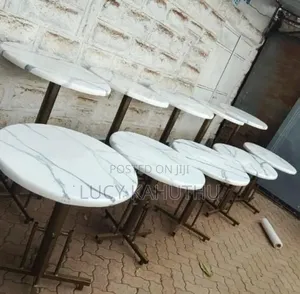 Restaurant Marble Top With Powder Coated Finish