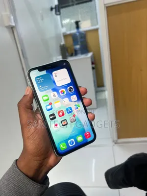 Apple iPhone 11 128 GB Green