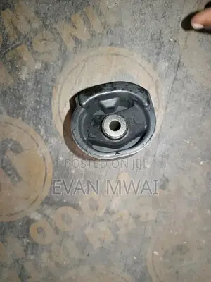 Toyota Nze /Axio Gearbox Mounting Available