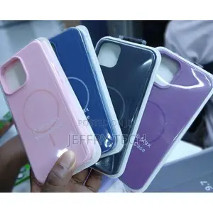 Apple Premium Magsafe Silicone Case for iPhone 13 Pro Max Soft Touch F