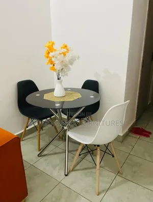 3seater Eames Dinning Table