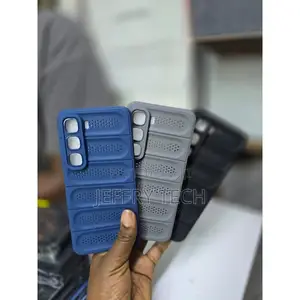 Realme Note 60 – Trendy Textured Design, Shock-Absorbent Protection