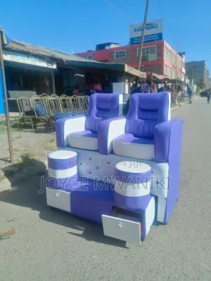 White and Purple Pedicure Seat, Separate With Drawers.