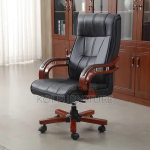Office Chair : Black Leather Bliss Executive Office Seat