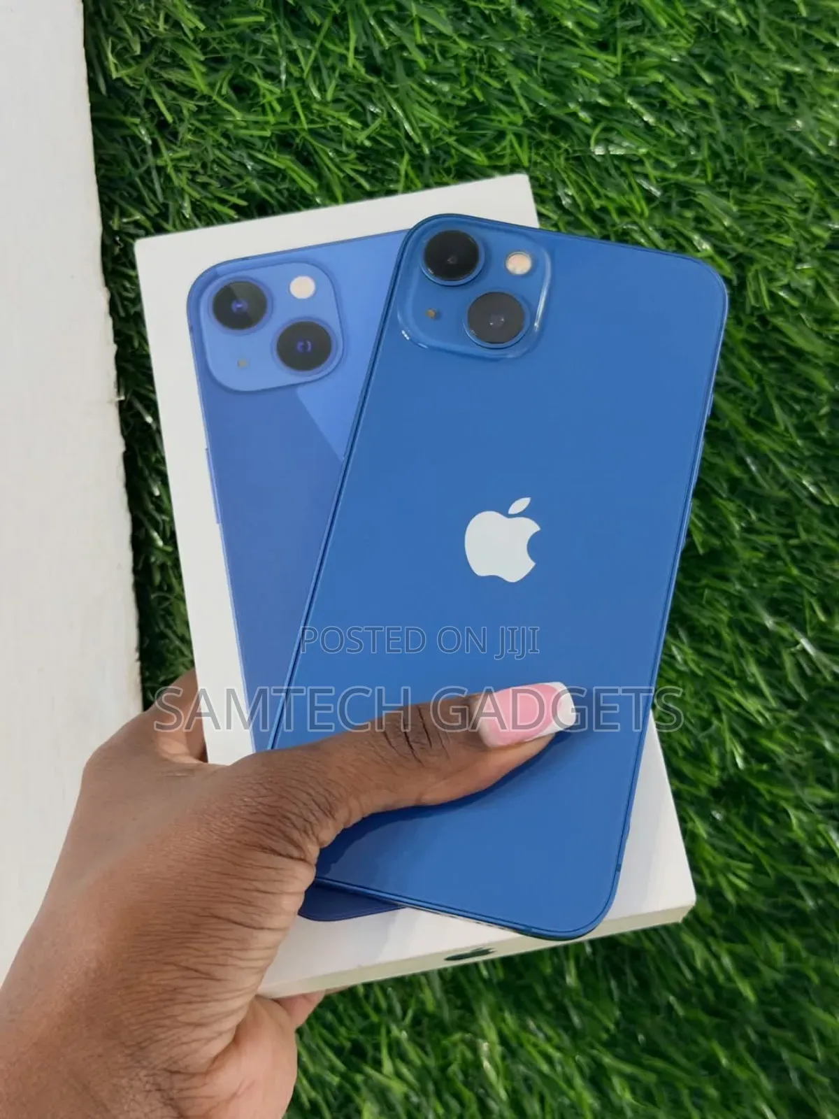 New Apple iPhone 13 256 GB Blue