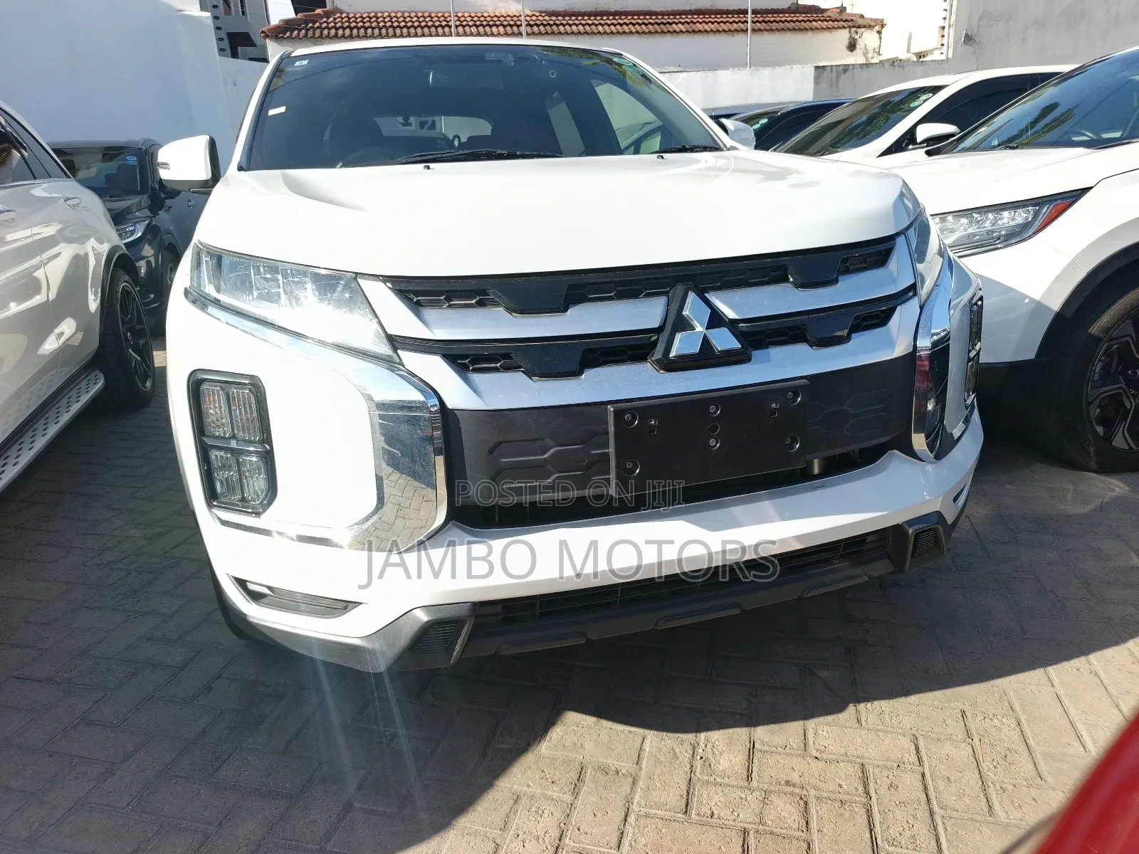Mitsubishi RVR 2020 White