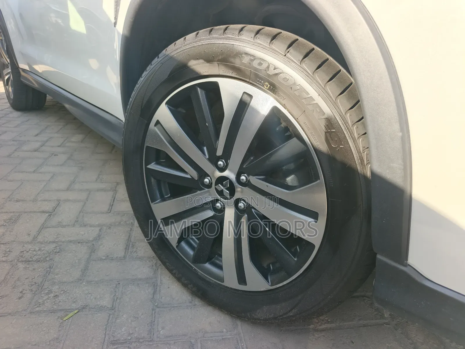 Mitsubishi RVR 2020 White