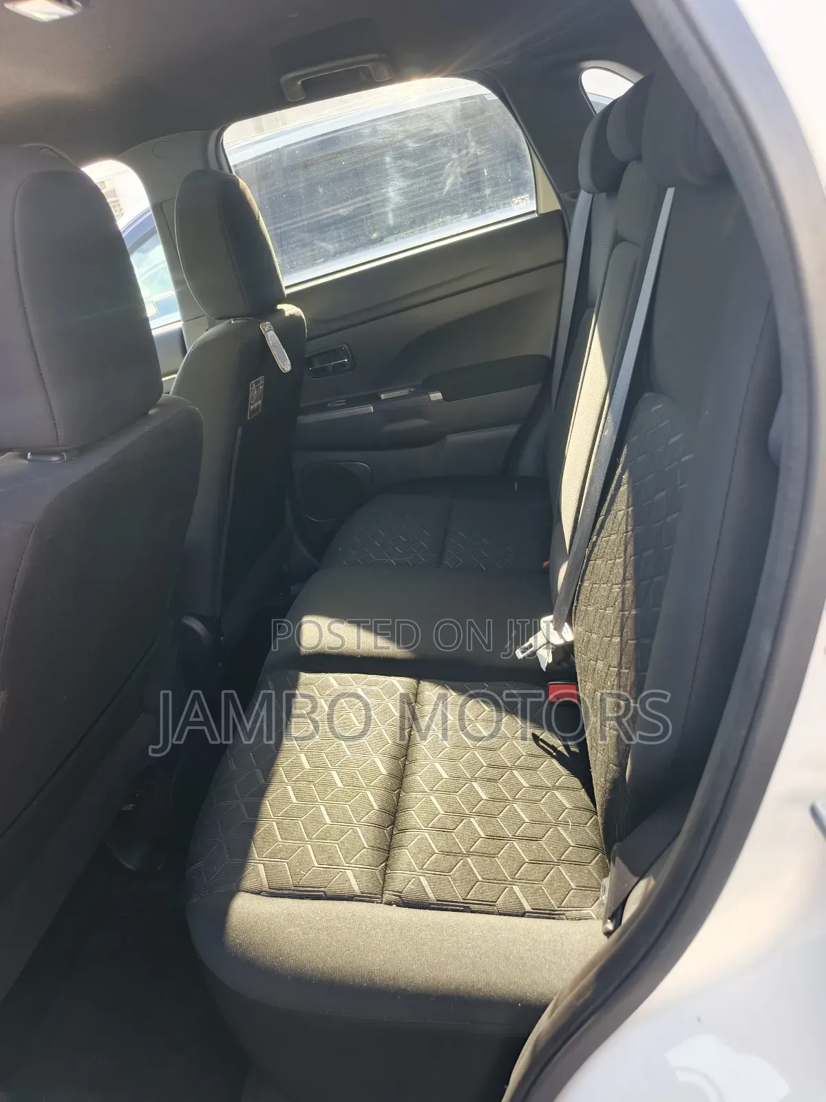 Mitsubishi RVR 2020 White