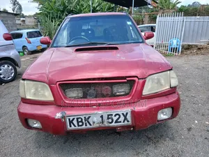 Subaru Forester 2001 Red