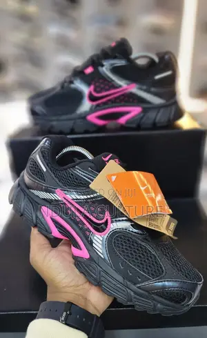 Nike V5 RNR