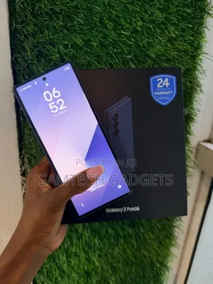 New Samsung Galaxy Z Fold6 256 GB Blue